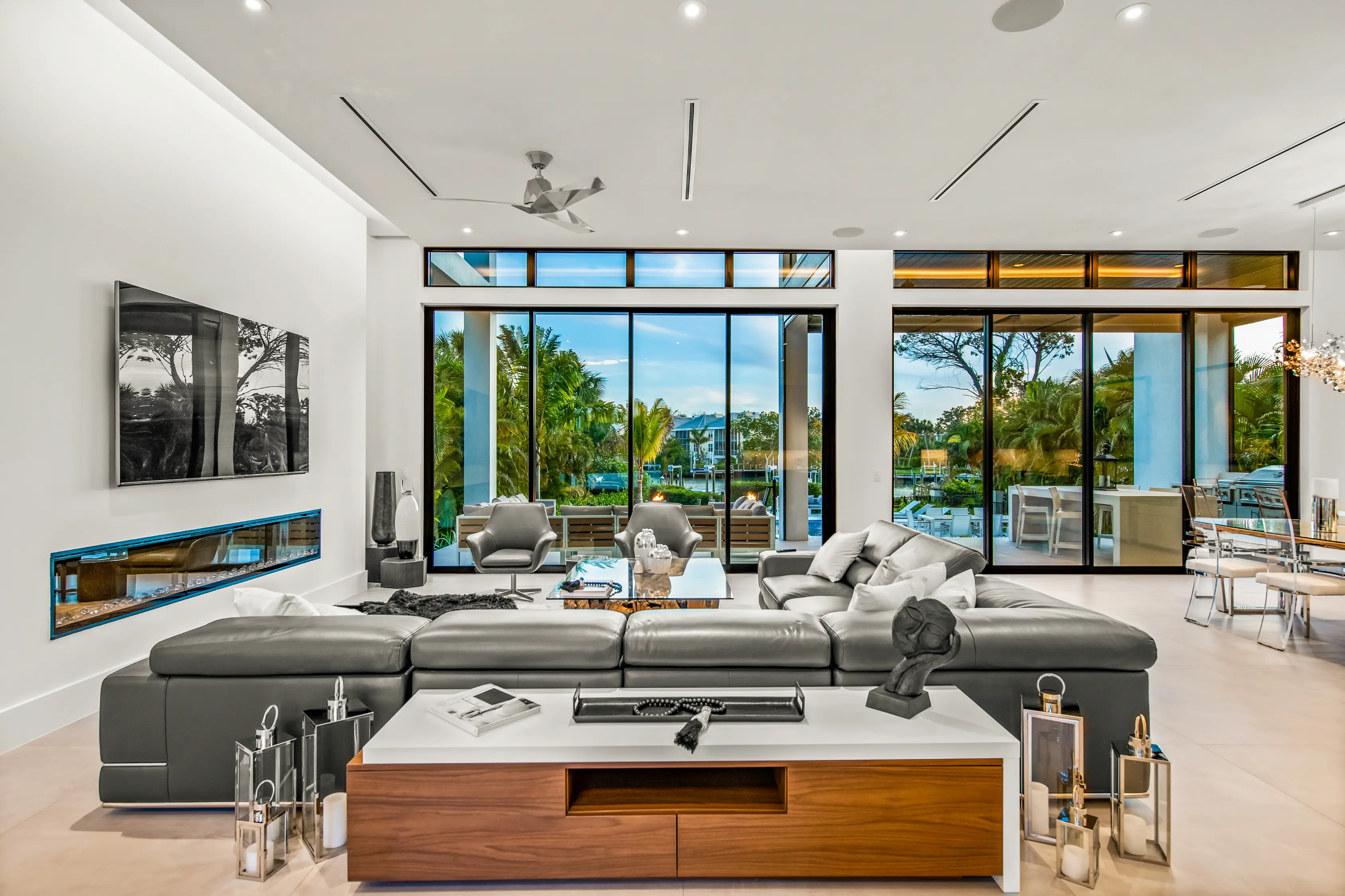 Replacement windows professionally installed in a Sarasota residence by Universal Window Solutions